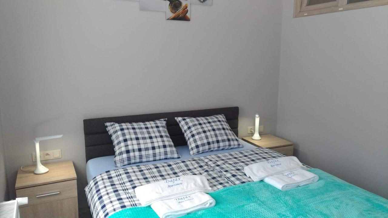 Dajax Apartament Поберово Экстерьер фото